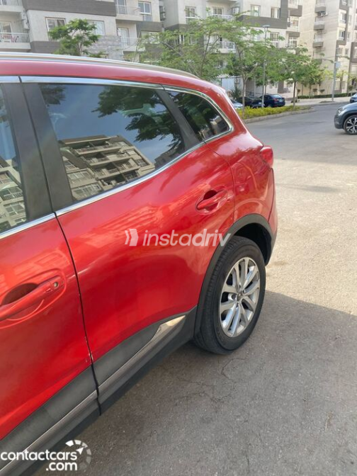 Renault Kadjar 2019 Red Automatic Used for Sale in Madinaty - 9