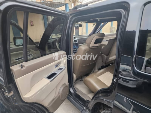 Jeep Cherokee 2009 Black Automatic Used for Sale in Cairo - 9