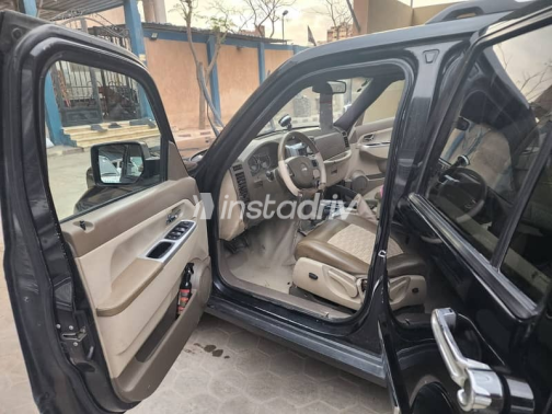 Jeep Cherokee 2009 Black Automatic Used for Sale in Cairo - 10
