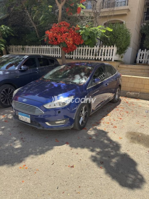 Ford Focus 2018 Dark Blue Automatic Used for Sale in Cairo - 2