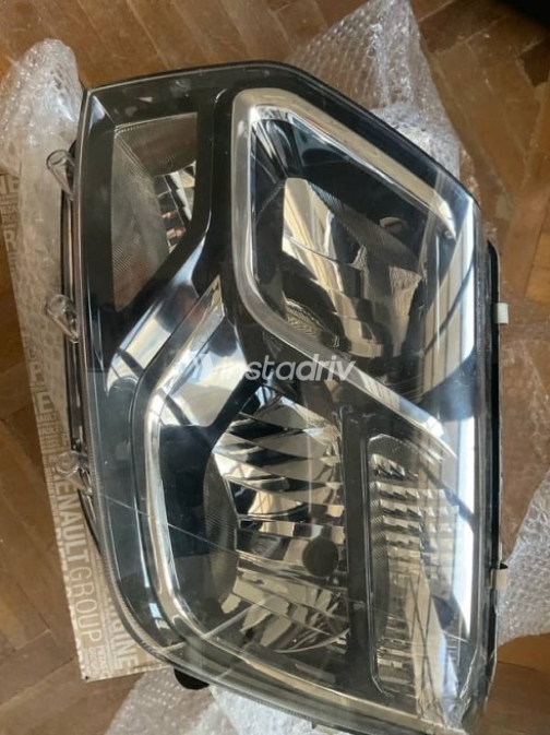 Renault Duster 2017 Black Manual Used for Sale in Cairo - 8
