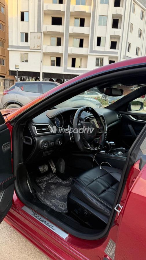 Maserati Ghibli 2018 Red Automatic Used for Sale in Maadi - 3
