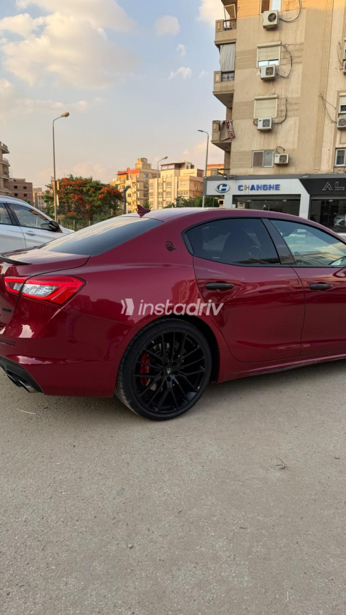 Maserati Ghibli 2018 Red Automatic Used for Sale in Maadi - 4