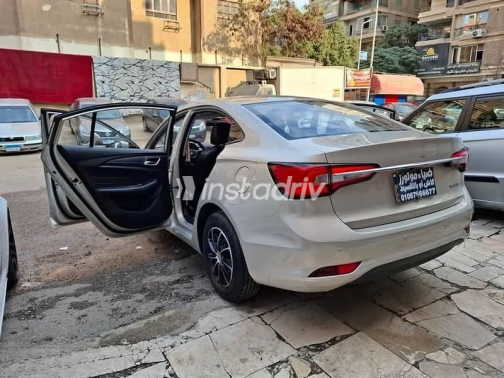 ام جى ار اكس 5 2021 ذهبي أوتوماتيك مستعملة للبيع في القاهرة - 9
