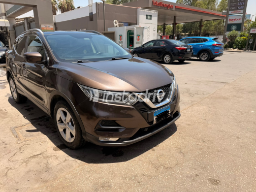 Nissan Qashqai 2019 Brown Automatic Used for Sale in Giza - 5