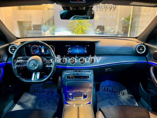 Mercedes E 200 2022 White Automatic Used for Sale in Cairo - 9