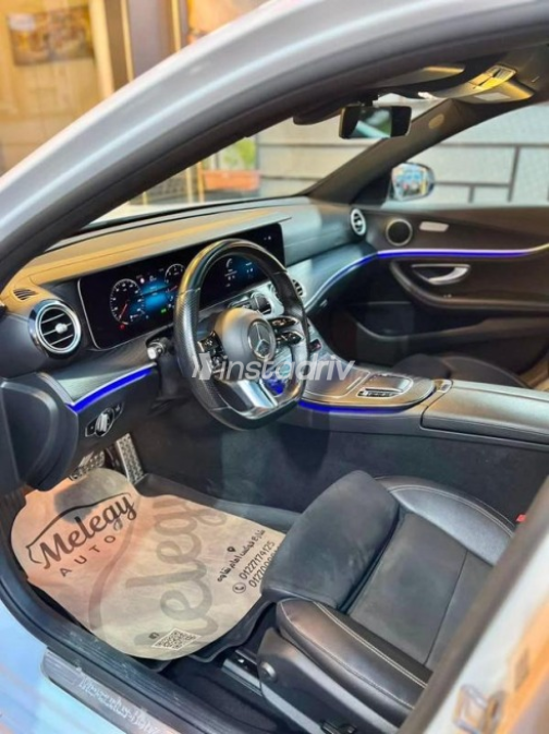 Mercedes E 200 2022 White Automatic Used for Sale in Cairo - 10