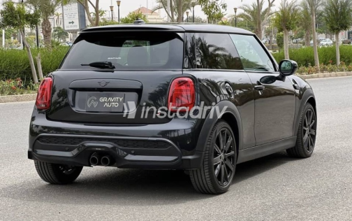 Mini Cooper 2023 Black Automatic Used for Sale in Giza - 3