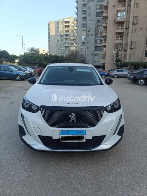 Peugeot 2008 2022 White Automatic Used for Sale in Kerdasa - 5