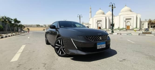 بيجو 5008 2021 رمادي أوتوماتيك مستعملة للبيع في القاهرة