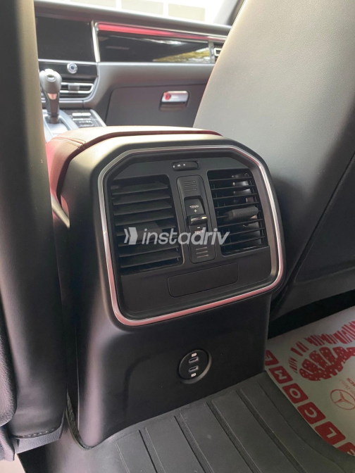 بورش ماكان 2022 أسود أوتوماتيك مستعملة للبيع في مدينتى - 8