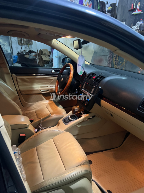 Volkswagen Jetta 2008 White Automatic Used for Sale in Alexandria - 4