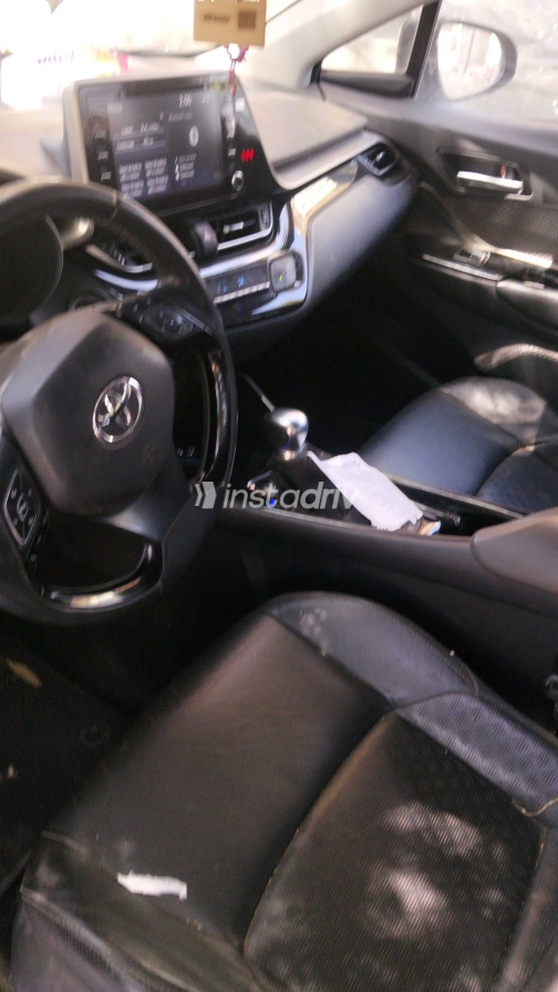 Toyota C-HR 2022 Gray Automatic Used for Sale in Kafr El Zayat - 1