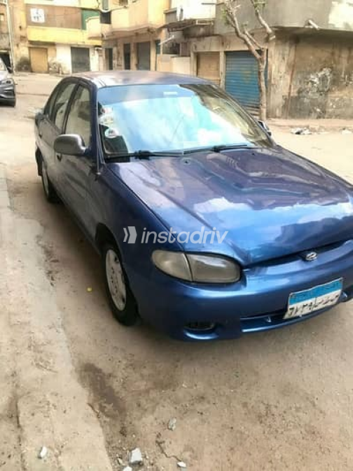 Hyundai Accent 2000 Dark Blue Manual Used for Sale in Alexandria - 1