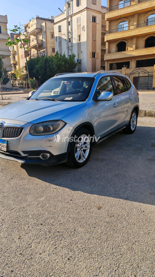 Brilliance V5 2017 Silver Automatic Used for Sale in Cairo - 3