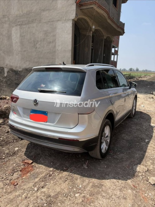 Volkswagen Tiguan 2020 Silver Automatic Used for Sale in Greater Cairo ( Cairo + Giza) - 8