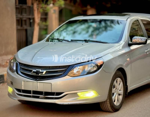 Chevrolet Optra 2017 Silver Automatic Used for Sale in Mohandessin - 4