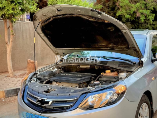 Chevrolet Optra 2017 Silver Automatic Used for Sale in Mohandessin - 10