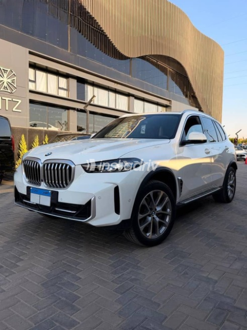 BMW X5 2025 White Automatic Used for Sale in Cairo - 1