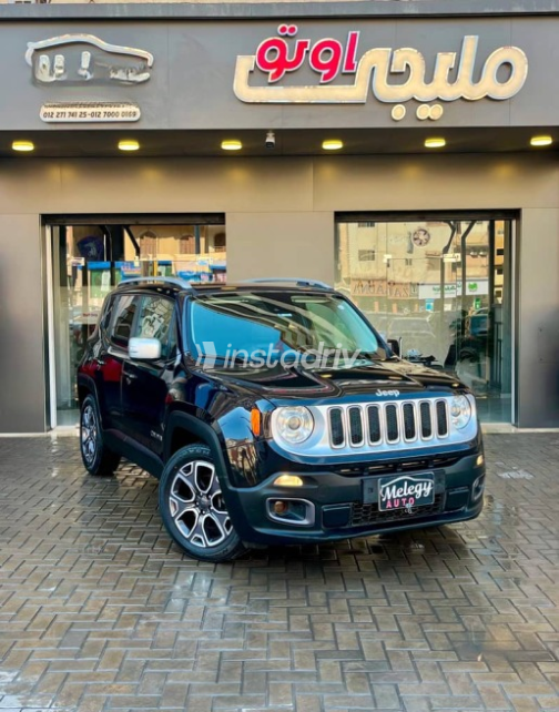 Jeep Renegade 2016 Black Automatic Used for Sale in Cairo - 2