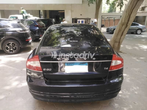 فولفو S80 2015 أزرق غامق أوتوماتيك مستعملة للبيع في الزمالك - 3