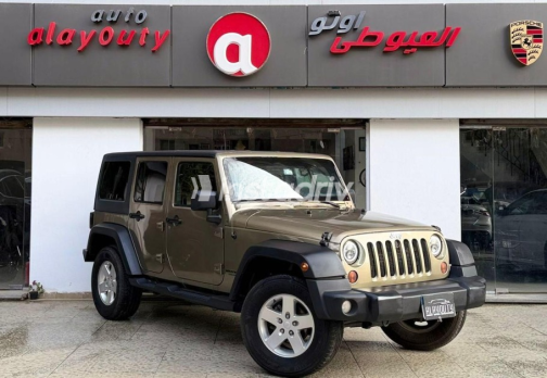 Jeep Wrangler 2013 Brown Automatic Used for Sale in Nasr city - 3