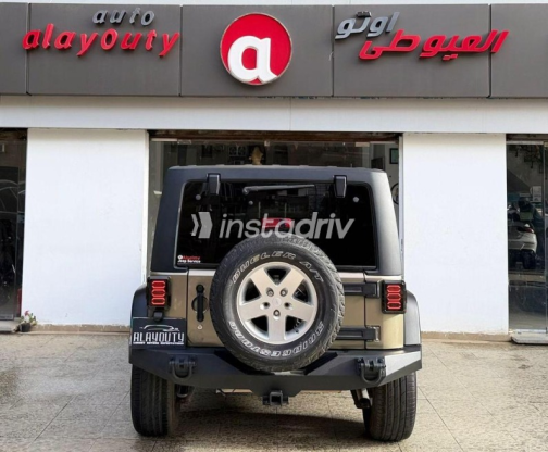 Jeep Wrangler 2013 Brown Automatic Used for Sale in Nasr city - 7