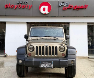 Jeep Wrangler 2013 Brown Automatic Used for Sale in Nasr city