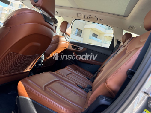 Audi Q7 2018 Gray Automatic Used for Sale in Nasr city - 2