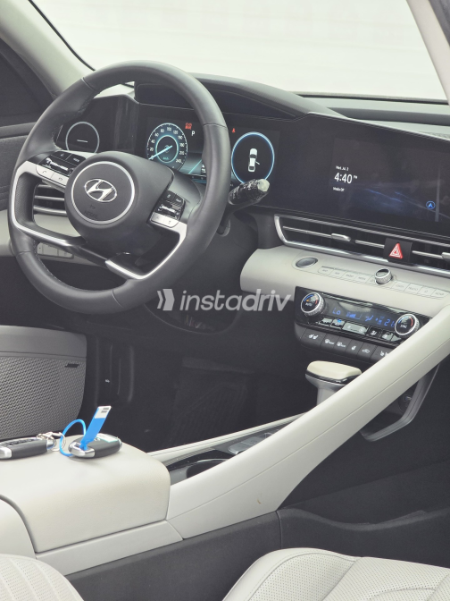 Hyundai Avante 2021 Red Automatic Used for Sale in Greater Cairo ( Cairo + Giza) - 5