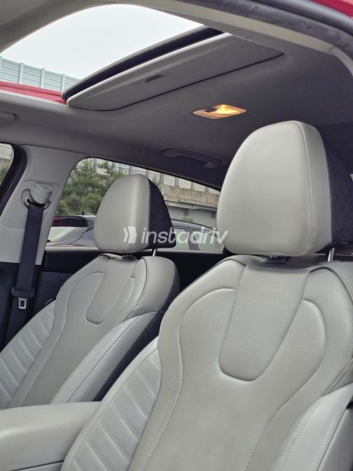 Hyundai Avante 2021 Red Automatic Used for Sale in Greater Cairo ( Cairo + Giza) - 7