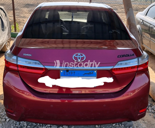 Toyota Corolla 2017 White Automatic Used for Sale in Mansoura - 1