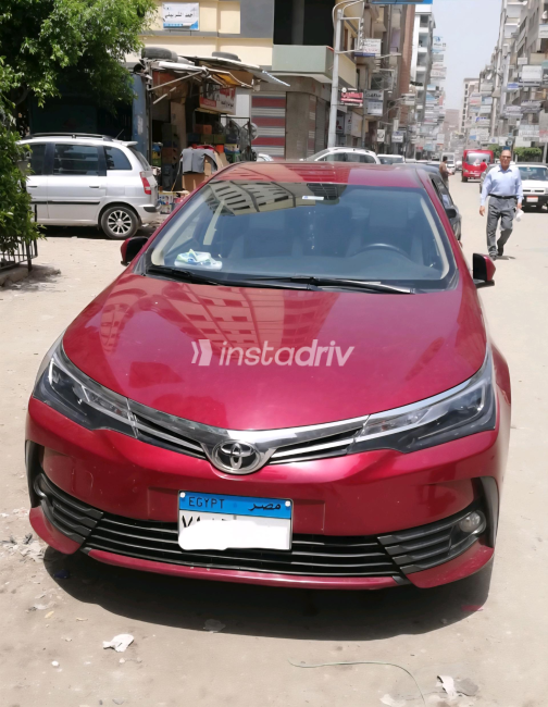 Toyota Corolla 2017 White Automatic Used for Sale in Mansoura - 3