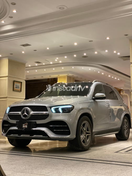Mercedes GLE 450 2023 Silver Automatic Used for Sale in Heliopolis - 4