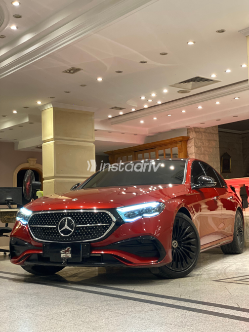 مرسيدس E 200 2024 أبيض أوتوماتيك مستعملة للبيع في مصر الجديدة - 2