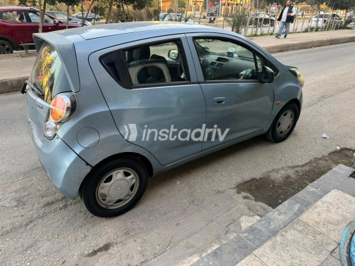 Chevrolet Spark 2011 White Manual Used for Sale in Cairo - 2