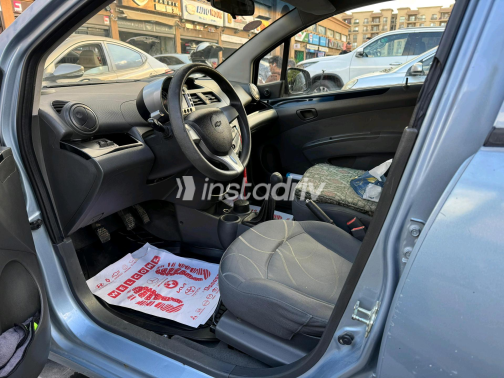Chevrolet Spark 2011 White Manual Used for Sale in Cairo - 6