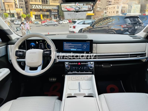 Hyundai Santa Fe 2024 White Automatic New for Sale in Nasr city - 6