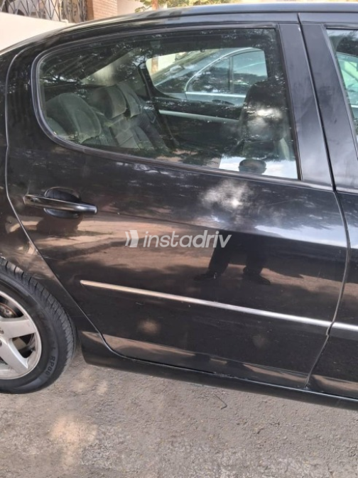 Peugeot 407 2008 Black Automatic Used for Sale in Cairo - 6