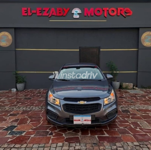 Chevrolet Cruze 2017 Gray Automatic Used for Sale in Nasr city - 1