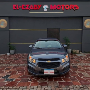 Chevrolet Cruze 2017 Gray Automatic Used for Sale in Nasr city