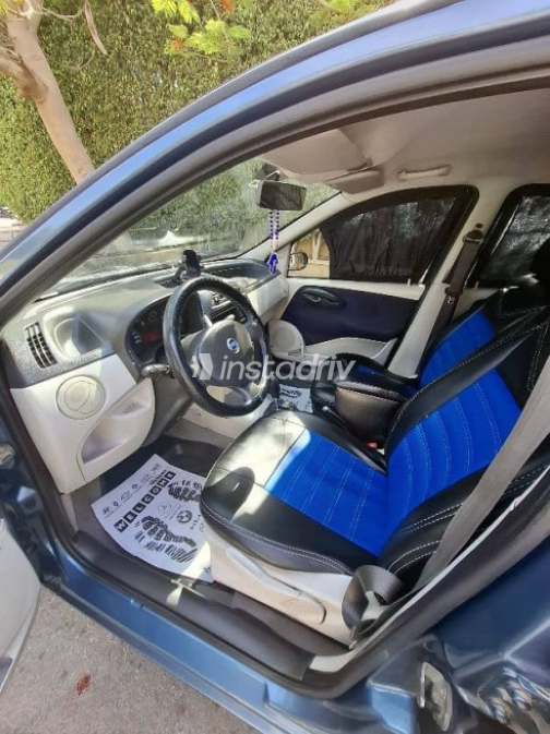 Fiat Punto 2004 Dark Blue Automatic Used for Sale in Cairo - 3