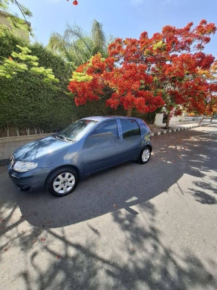 Fiat Punto 2004 Dark Blue Automatic Used for Sale in Cairo