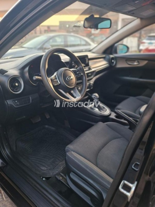 Kia Grand Cerato 2020 White Automatic Used for Sale in Greater Cairo ( Cairo + Giza) - 7