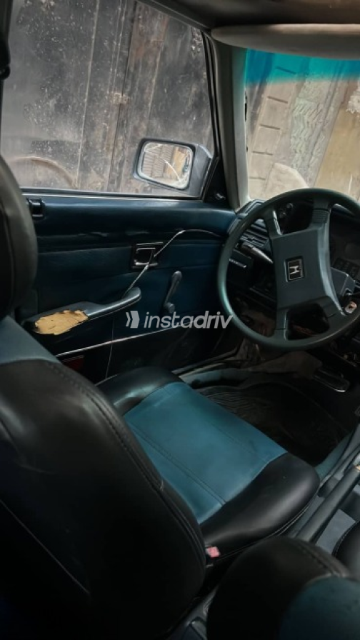 هوندا أكورد 1982 أزرق غامق أوتوماتيك مستعملة للبيع في القاهرة - 1