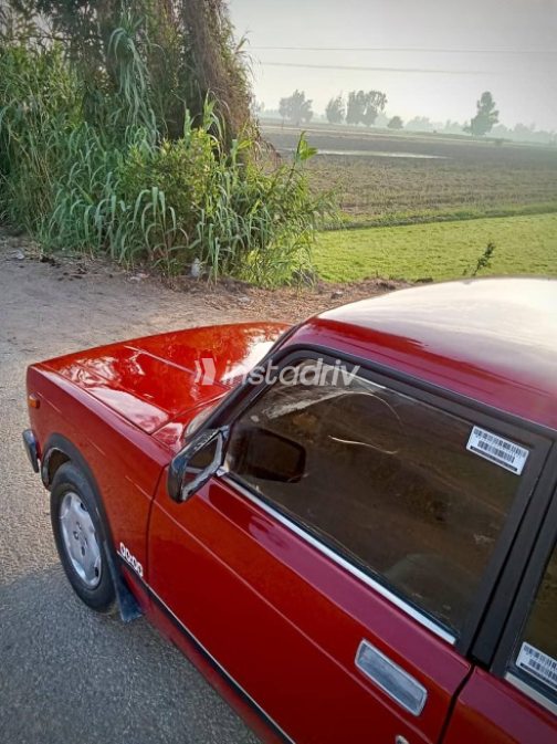 Lada 2105 1993 Burgundy Manual Used for Sale in Tanta - 6