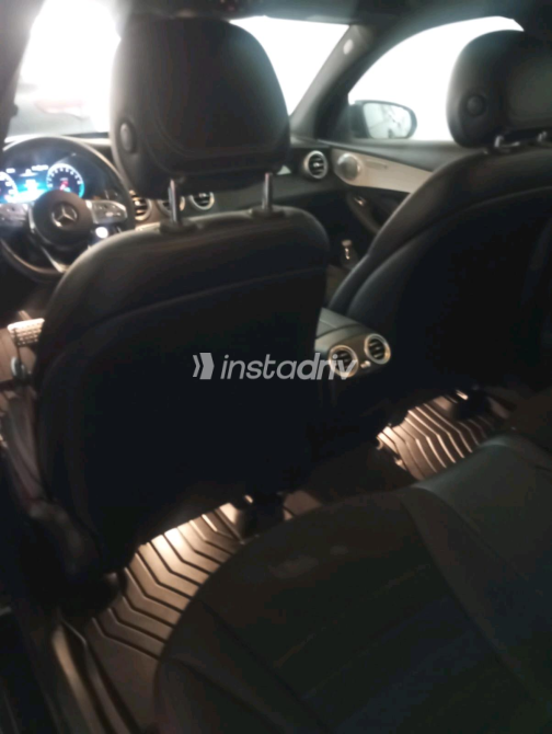 مرسيدس GLC 300 2020 أسود أوتوماتيك مستعملة للبيع في الجيزة - 1