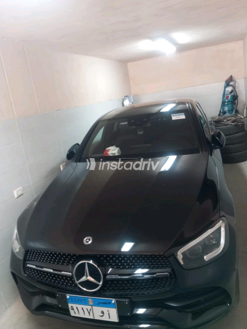 مرسيدس GLC 300 2020 أسود أوتوماتيك مستعملة للبيع في الجيزة - 4