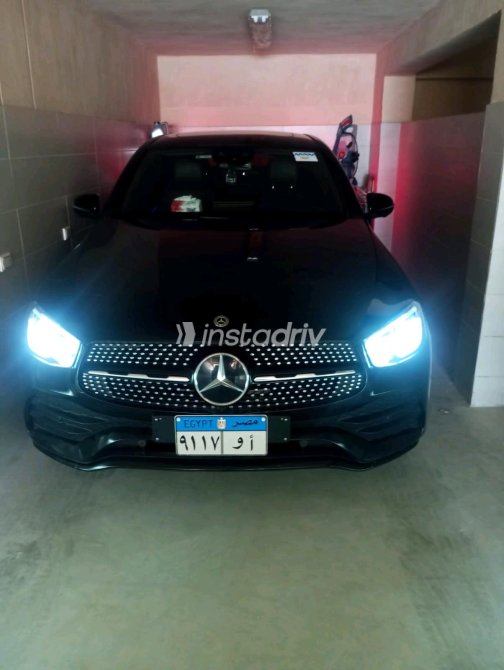 مرسيدس GLC 300 2020 أسود أوتوماتيك مستعملة للبيع في الجيزة - 5