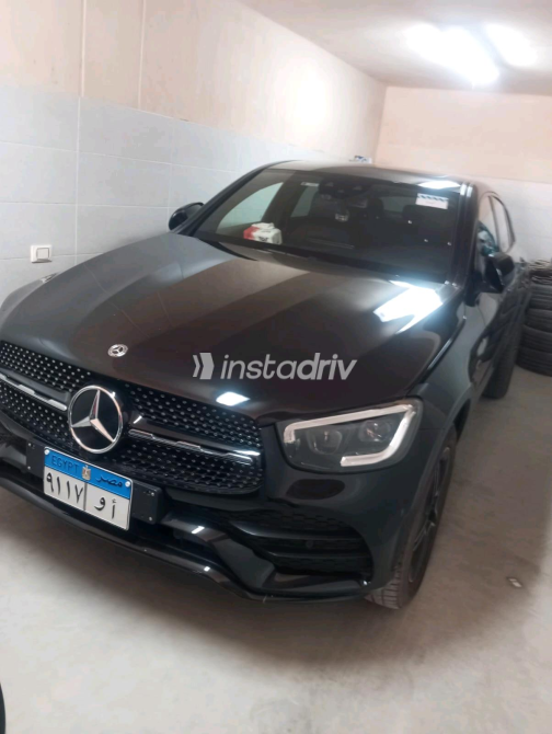 مرسيدس GLC 300 2020 أسود أوتوماتيك مستعملة للبيع في الجيزة - 7